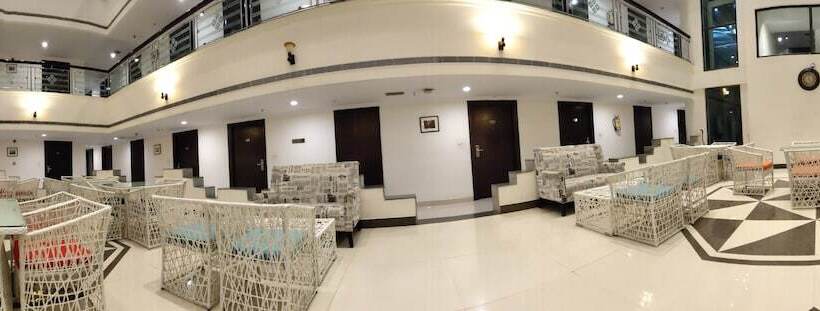 בית מלון כפרי Saptagiri