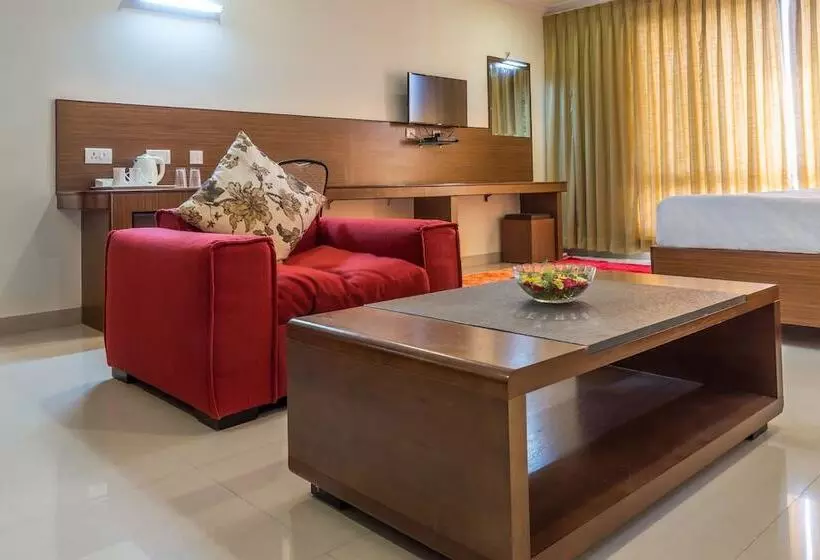 Отель Saptagiri