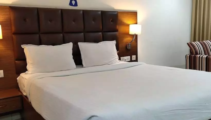 Отель Saptagiri