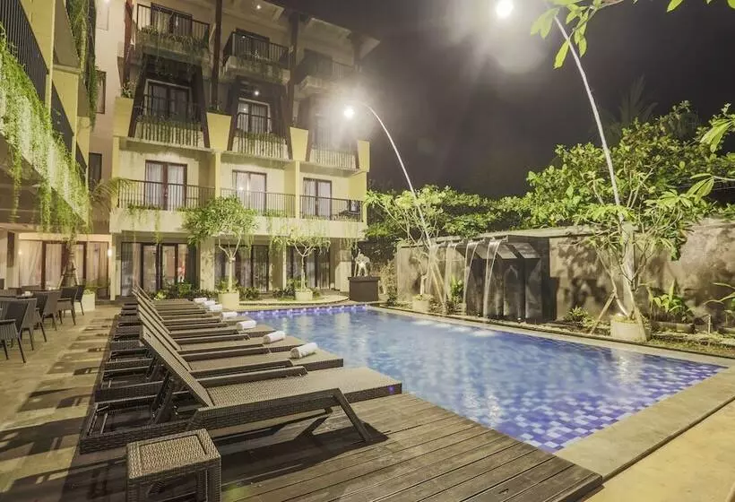 ホテル Serela Legian Bali