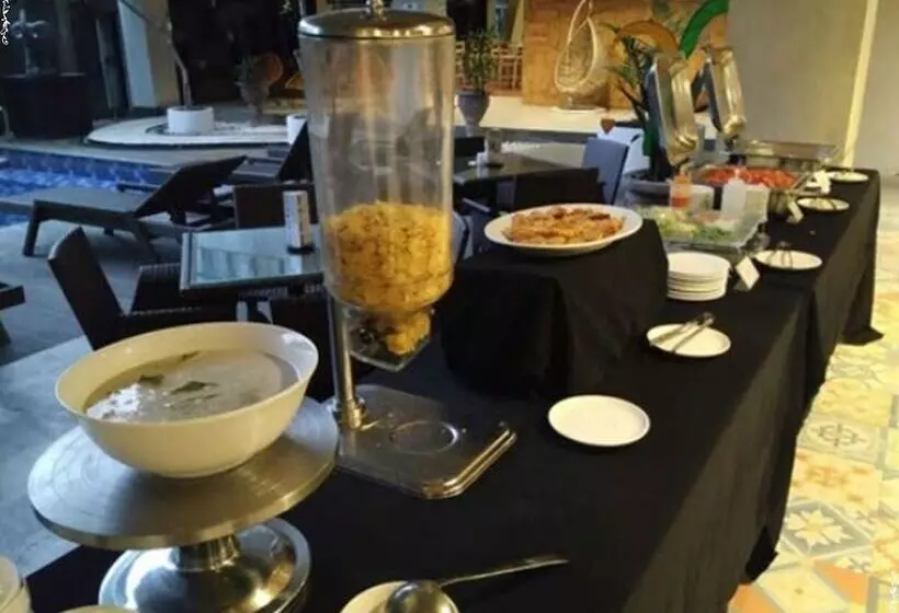 ホテル Serela Legian Bali