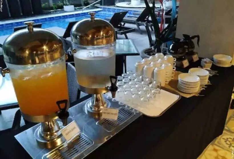 ホテル Serela Legian Bali