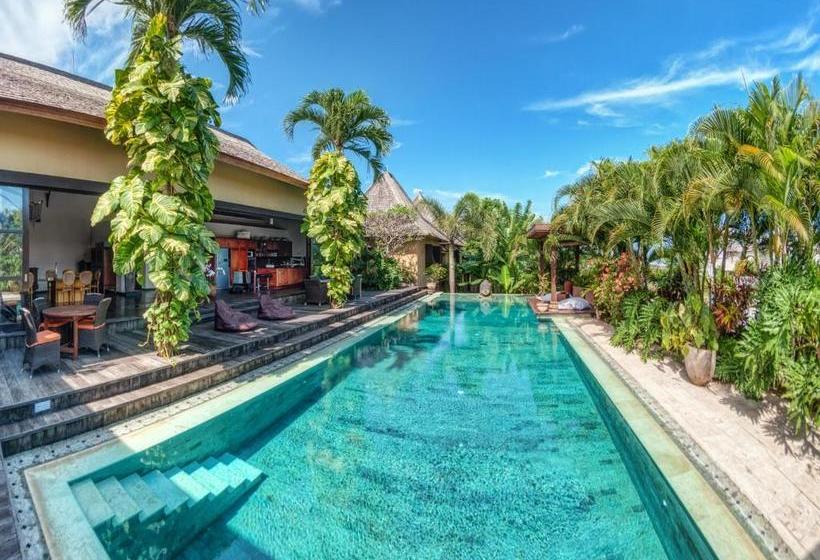 Lautan Kupu  Kupu Villas