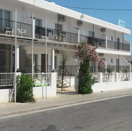 Pavlinia Hotel Apartments
