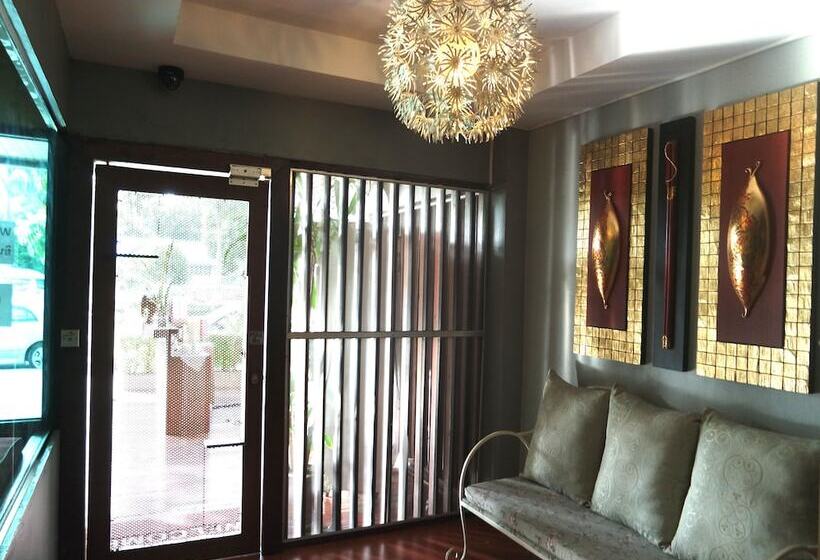 ペンション Baan Term Fun Saen Suk