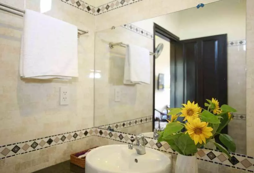 پانسیون Do River Homestay