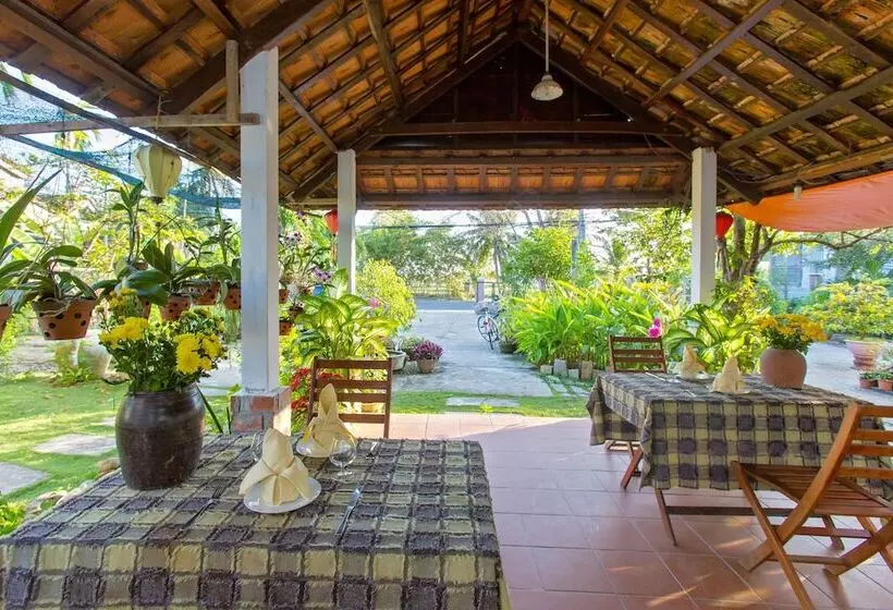 پانسیون Do River Homestay