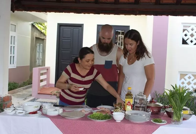 پانسیون Do River Homestay