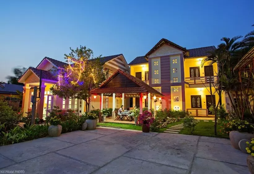 پانسیون Do River Homestay