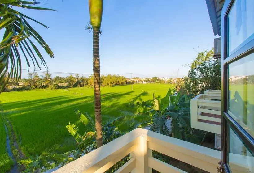 پانسیون Do River Homestay