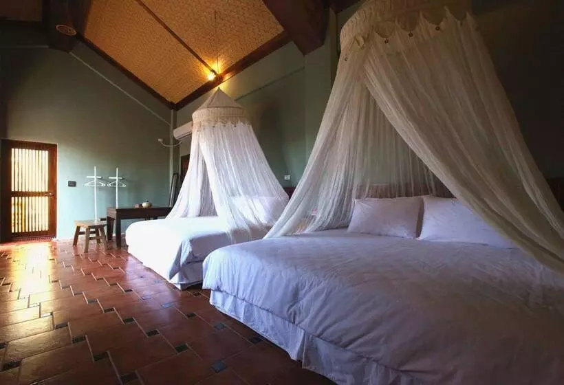 پانسیون Murraya Paniculata Villa