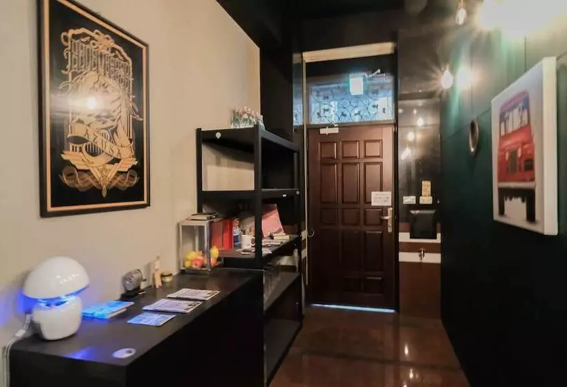 پانسیون Huzi Room