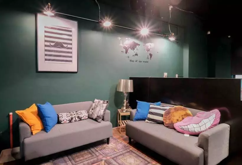 پانسیون Huzi Room