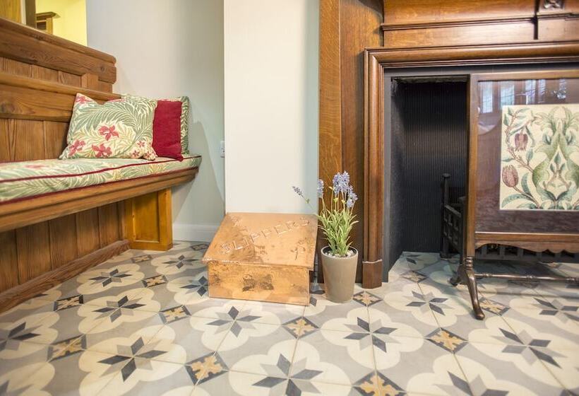 住宿加早餐 Nanny Brow