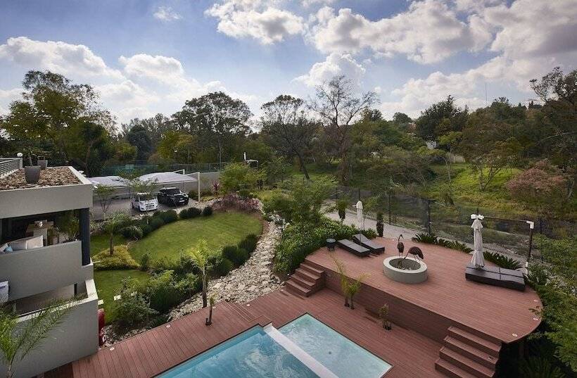 Dynasty Forest Sandown Serviced Apartments & Self Catering