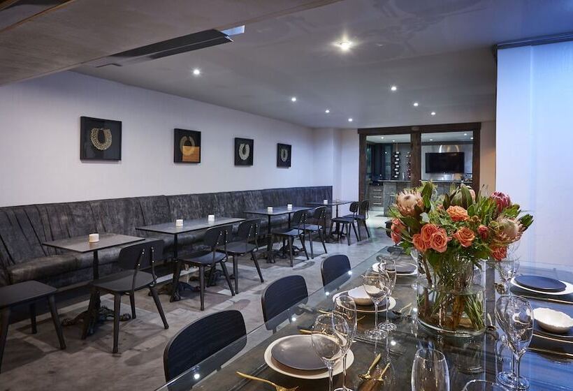 Dynasty Forest Sandown Serviced Apartments & Self Catering