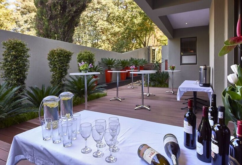 Dynasty Forest Sandown Serviced Apartments & Self Catering