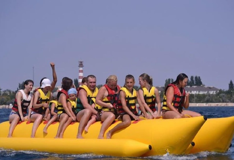 בית מלון כפרי Adam And Eve