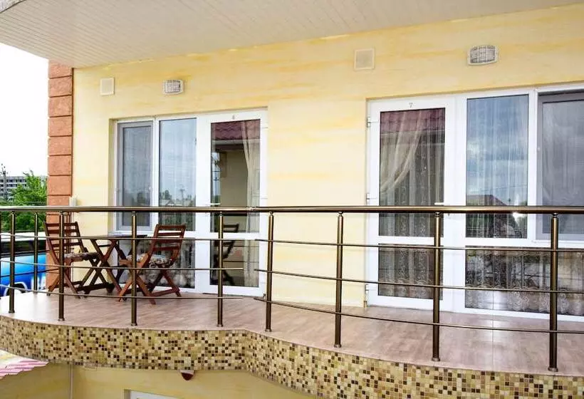 בית מלון כפרי Adam And Eve