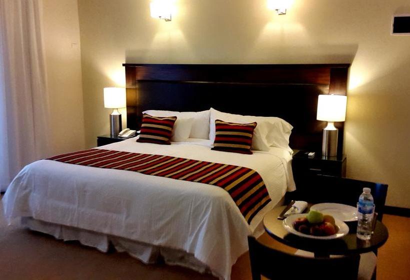 فندق Altos Del Estero