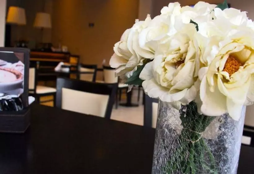 فندق Altos Del Estero