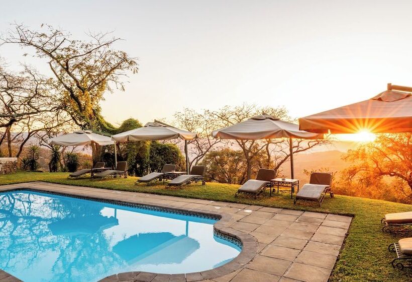 בית מלון כפרי Chestnut Country Lodge