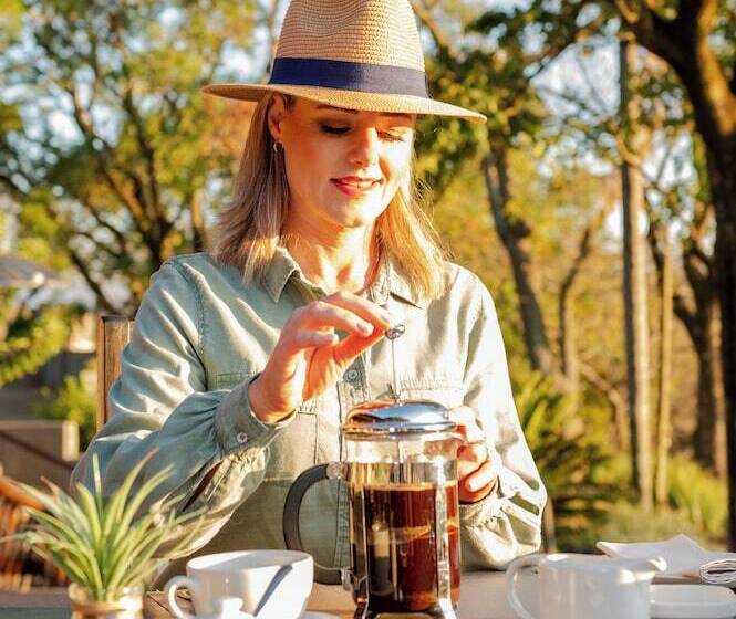 בית מלון כפרי Chestnut Country Lodge