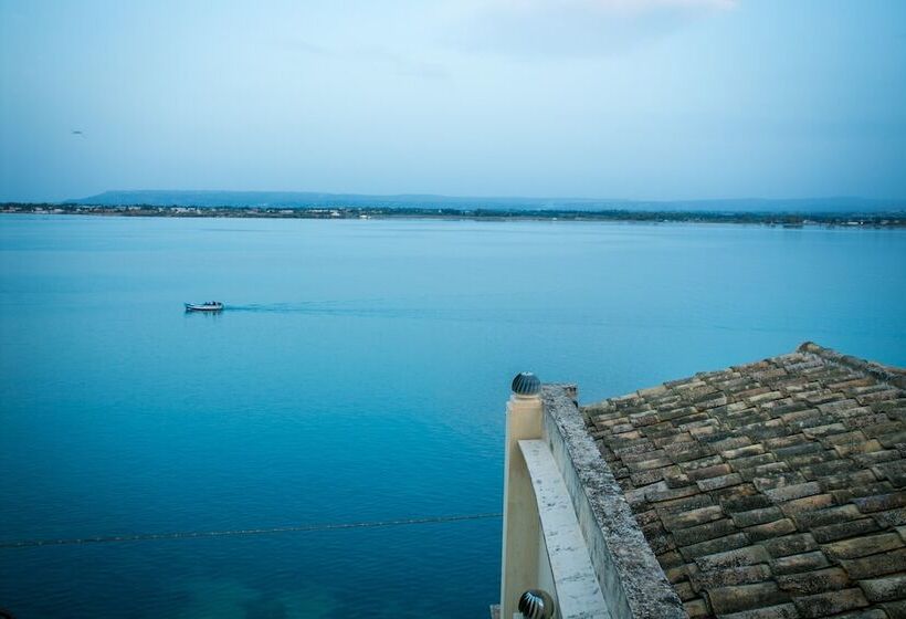 בית מלון כפרי Henry's House