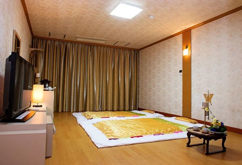 Отель Laon Convention