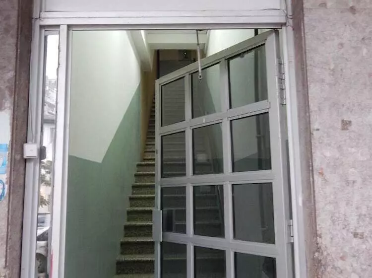 هتل Mozguest Residence