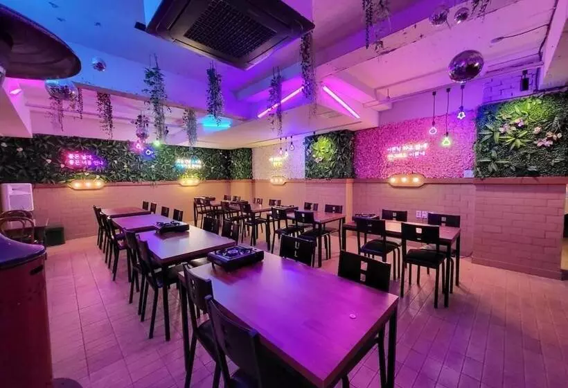 Hotel Noeuleul Damda