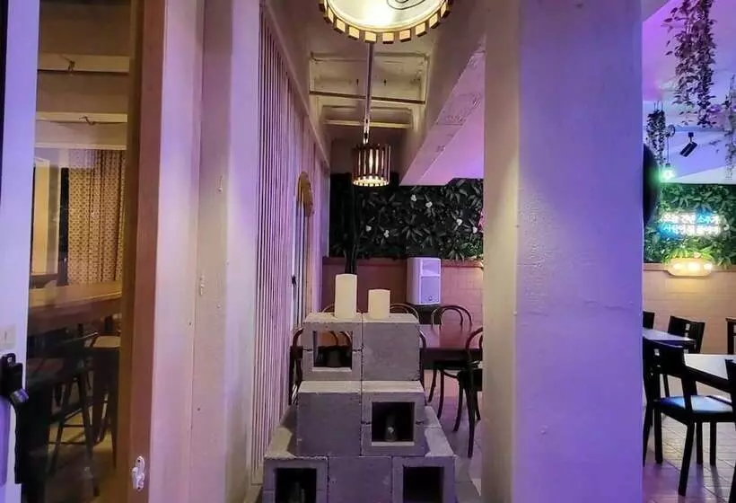 Hotel Noeuleul Damda