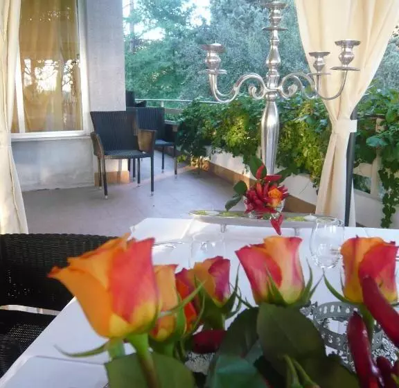 هتل Ristorante Sole