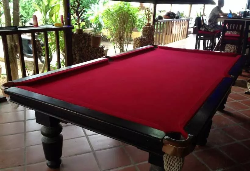 فندق The River Lodge