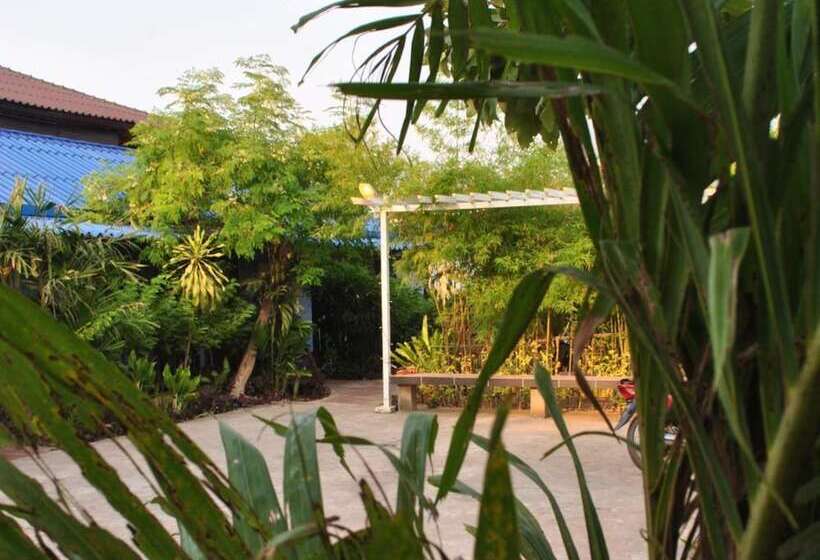 فندق The River Lodge