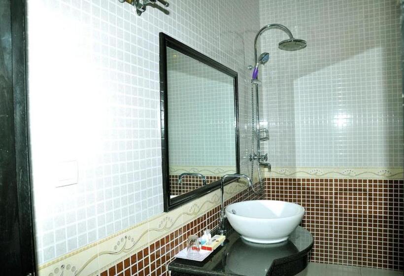 Отель Vimean Sovannaphoum Resort