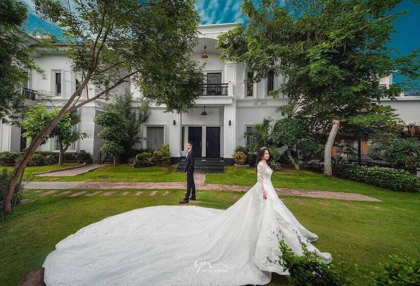 Отель Vimean Sovannaphoum Resort