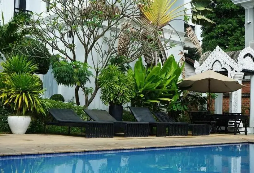 هتل Vimean Sovannaphoum Resort