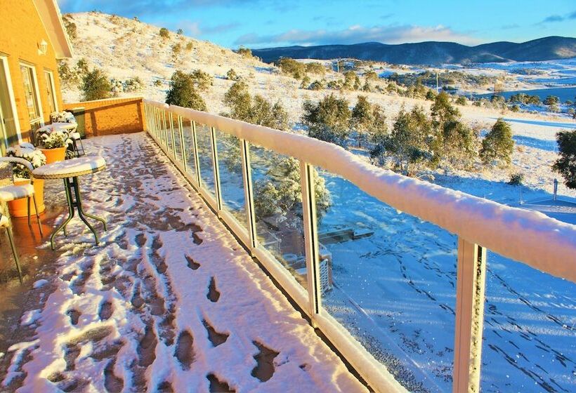 فندق على الطريق Panorama Jindabyne