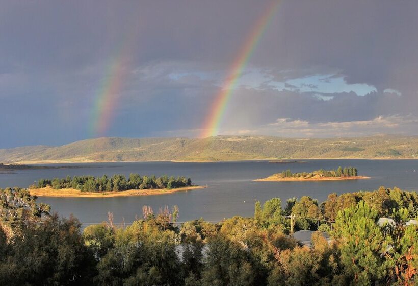 فندق على الطريق Panorama Jindabyne