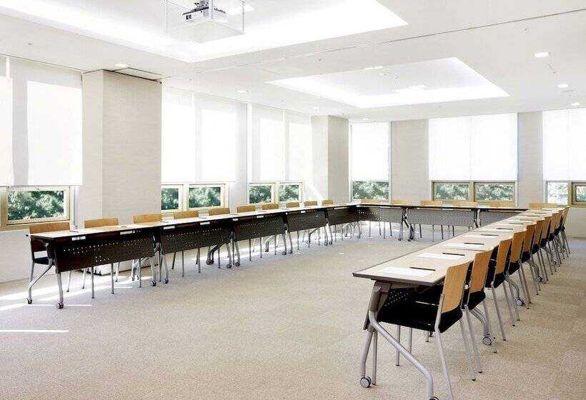 Orakai Insadong Suites