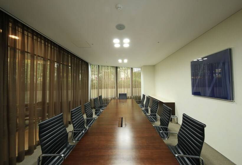 Orakai Insadong Suites