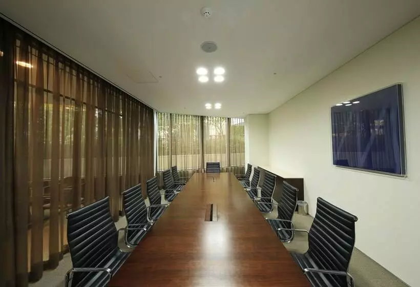 Orakai Insadong Suites