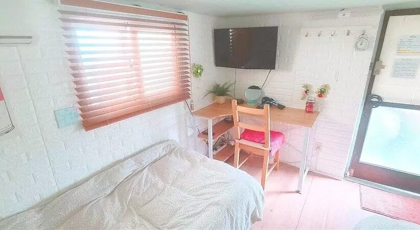 Majatalo Apple Tree Guesthouse