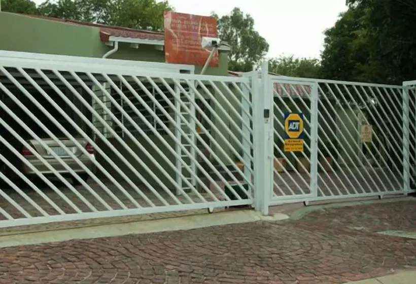 פנסיון Kwa Bungane Guest House