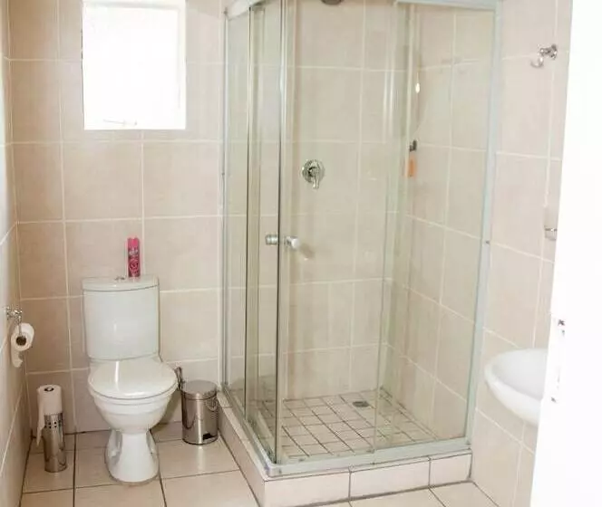 פנסיון Kwa Bungane Guest House