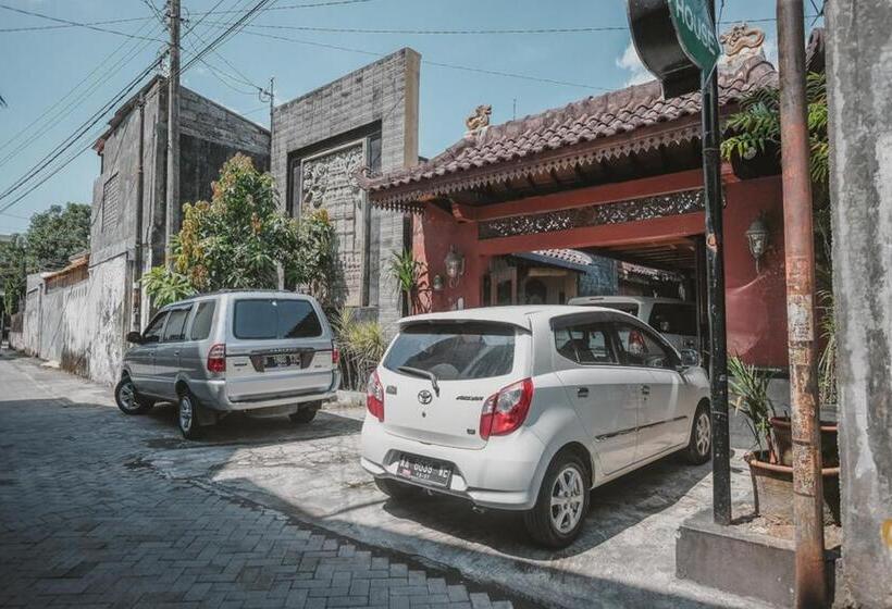 פנסיון Reddoorz Near Galeria Mall 2