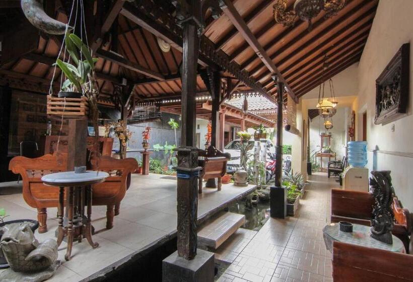 פנסיון Reddoorz Near Galeria Mall 2