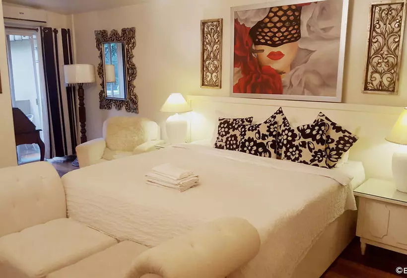 Bed and Breakfast Casa Amapola Manila