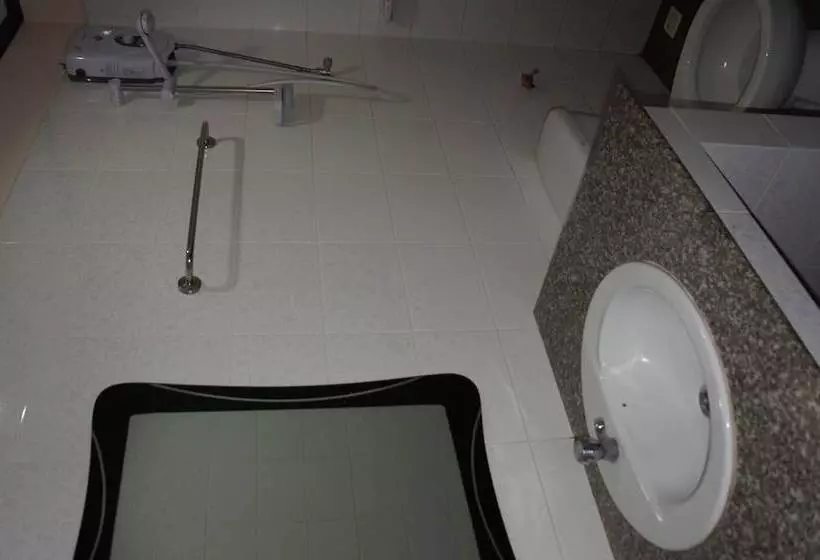 ホテル Chaleunehoung